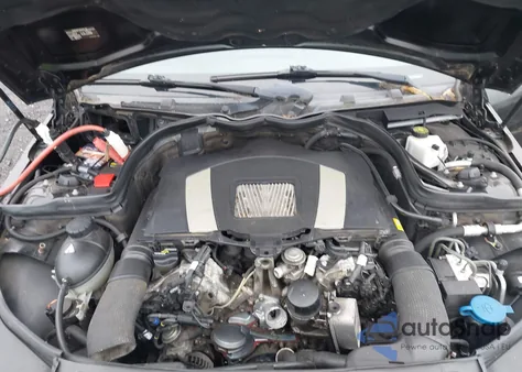 2008 Mercedes-Benz C 300 Luxury 4Matic/Sport 4Matic z USA, uszkodzony, nr VIN WDDGF81X18F093780